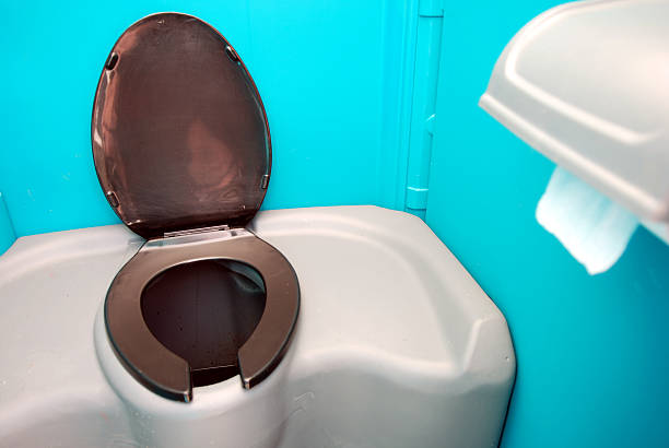Best Portable restroom trailer rental  in Buckner, MO